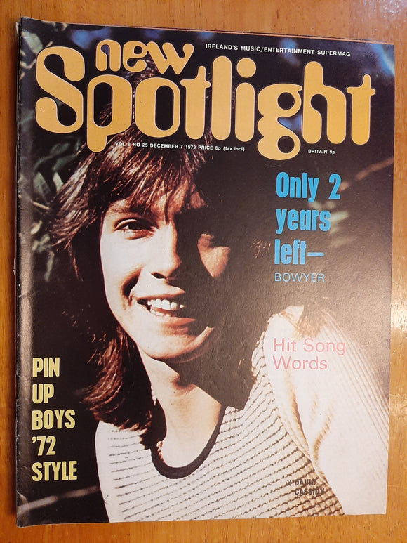 New Spotlight Magazine Vol. 6 No. 25 December 6th 1972